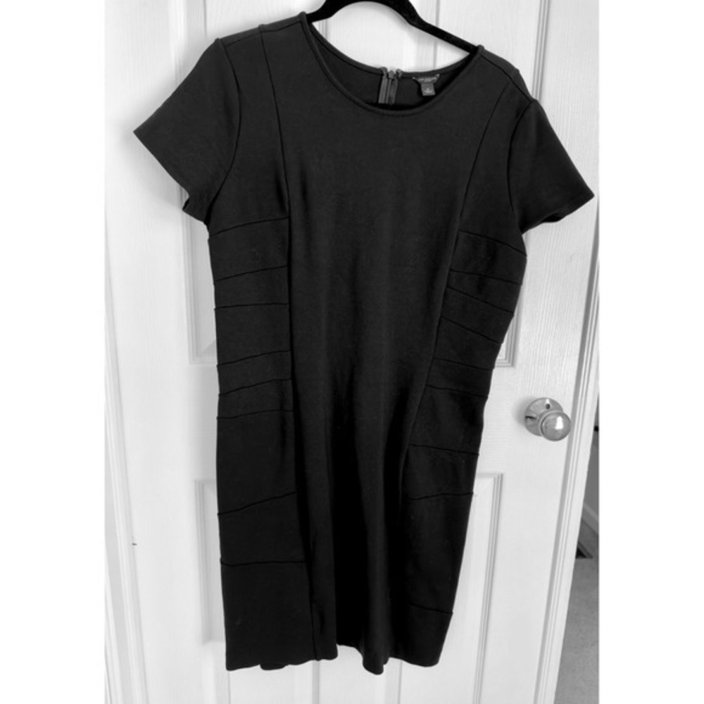 Ann Taylor Black Short Sleeve Side Pleated Sheath Dress Size 14 Ponte Knit LBD